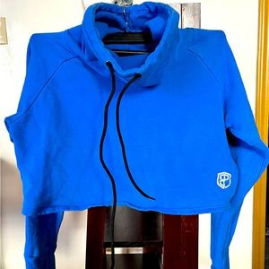 Born Primitive Cowl Crop